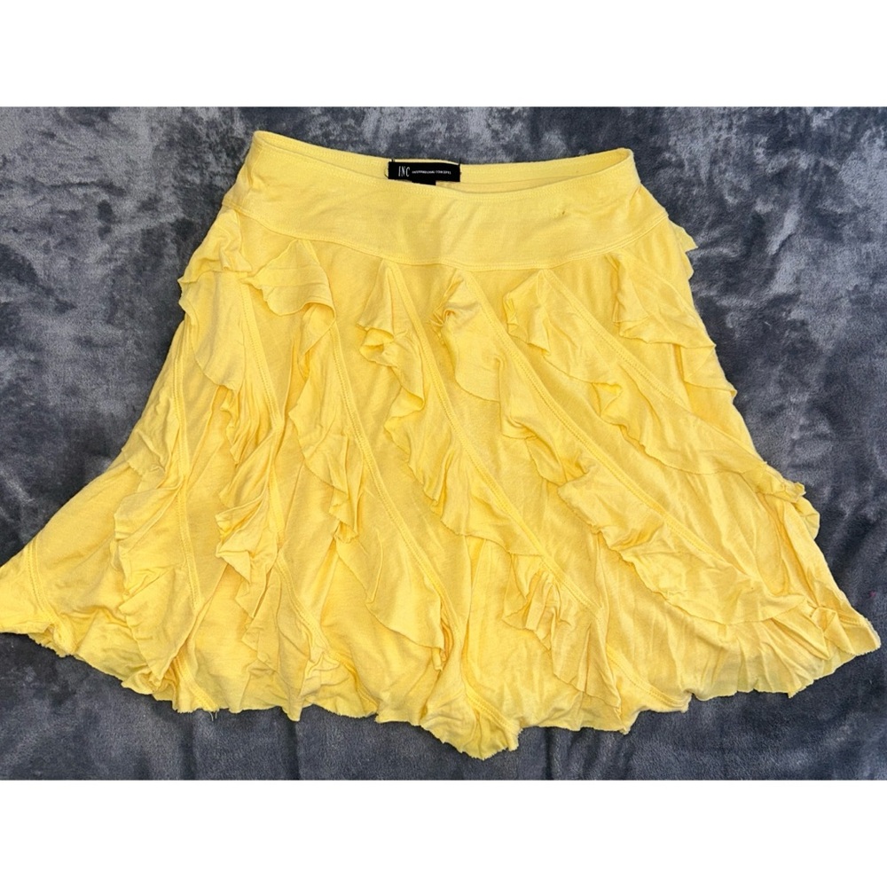 💛 INC Cascade Ruffle Skirt